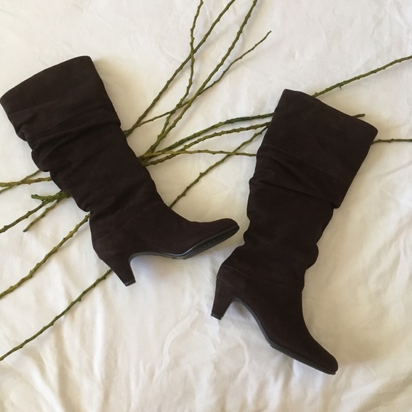 NWOB Aerosoles Suede Slouch Boots - Picture 2 of 5